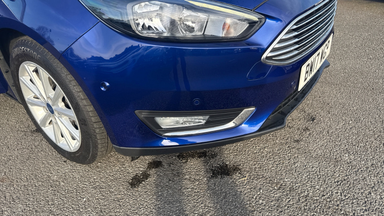 Ford Focus 1.0 EcoBoost 125 Titanium 5dr Petrol Hatchback